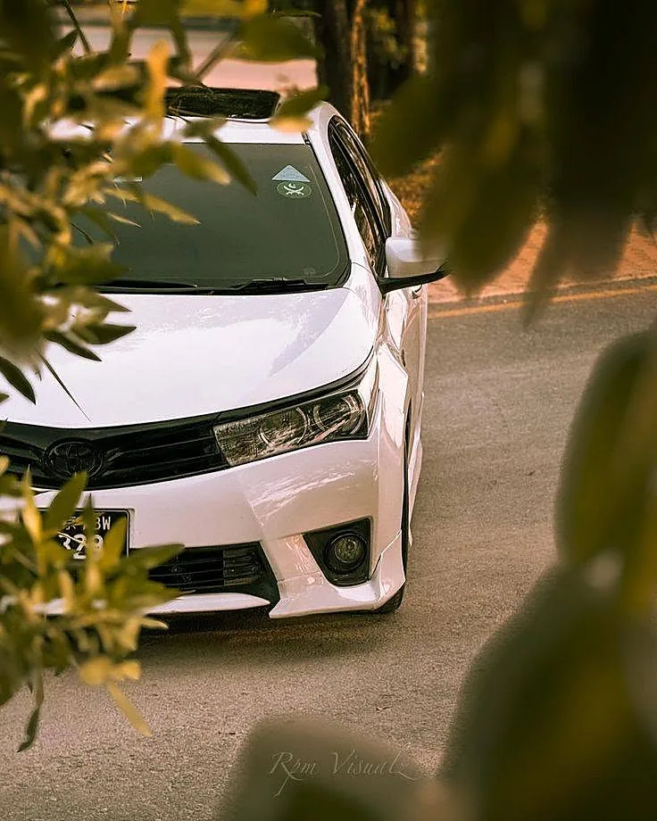 Corolla Altis